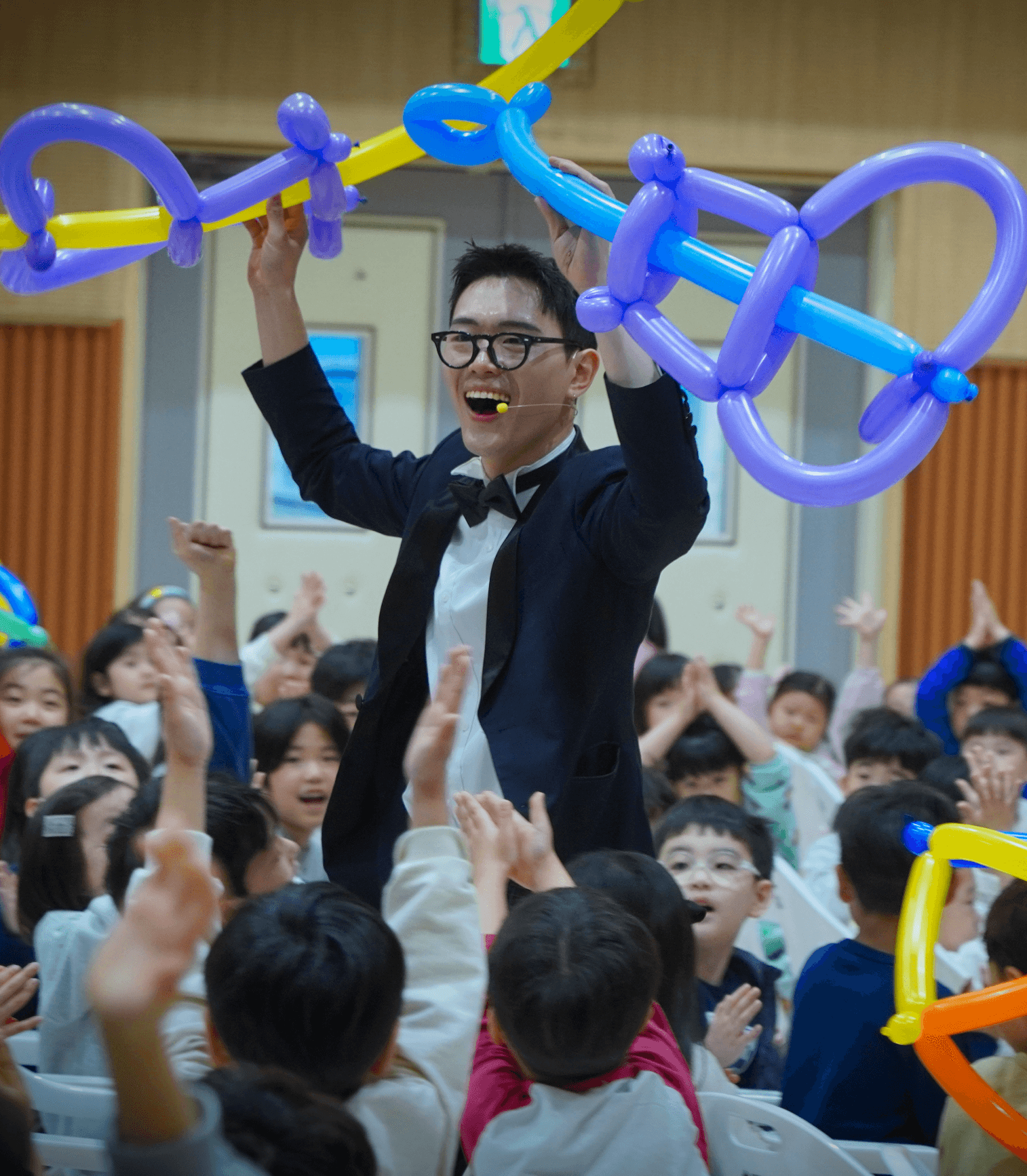 벌룬 매직 월드 공연 배경
